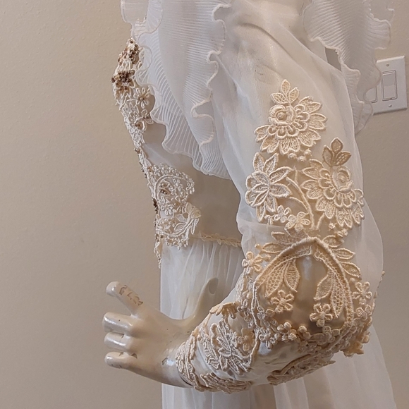 Vintage UNION MADE LACE BRIDAL SIZE 4-6 - Picture 13 of 16